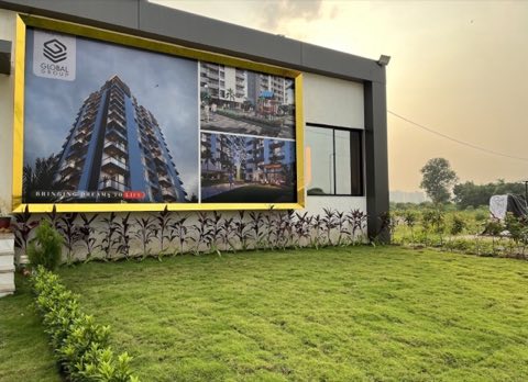 Sky City World project photo 2 in Bamroli, Surat